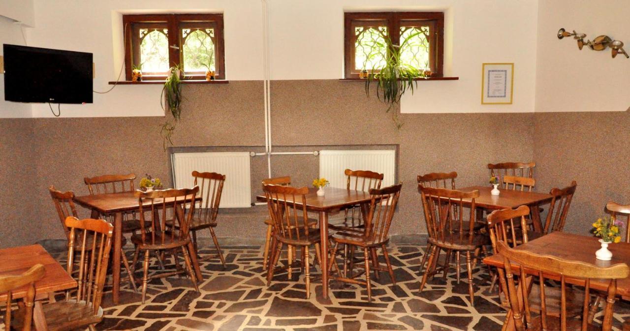 Miedzynarodowe Schronisko Mlodziezowe Ptsm Szarotka Pansiyon Zakopane Dış mekan fotoğraf