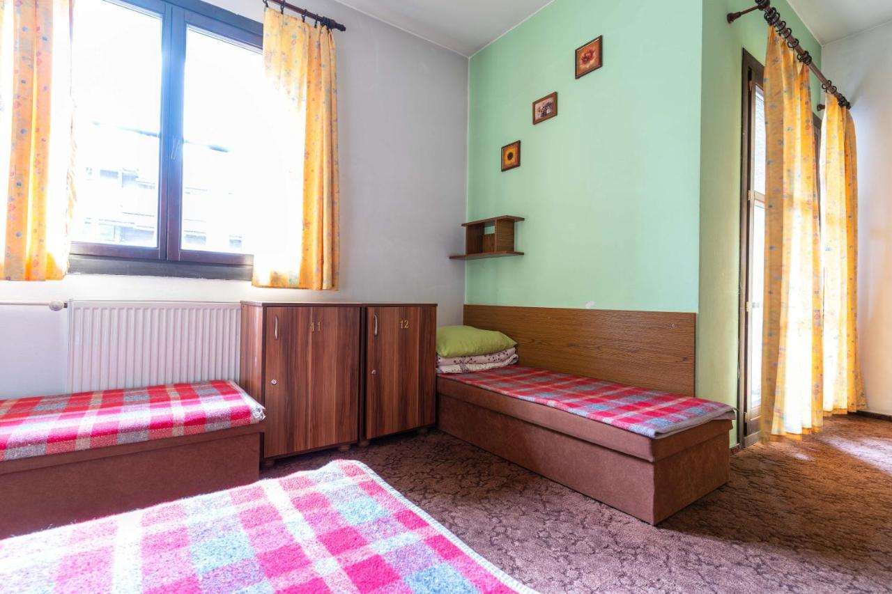 Miedzynarodowe Schronisko Mlodziezowe Ptsm Szarotka Pansiyon Zakopane Dış mekan fotoğraf
